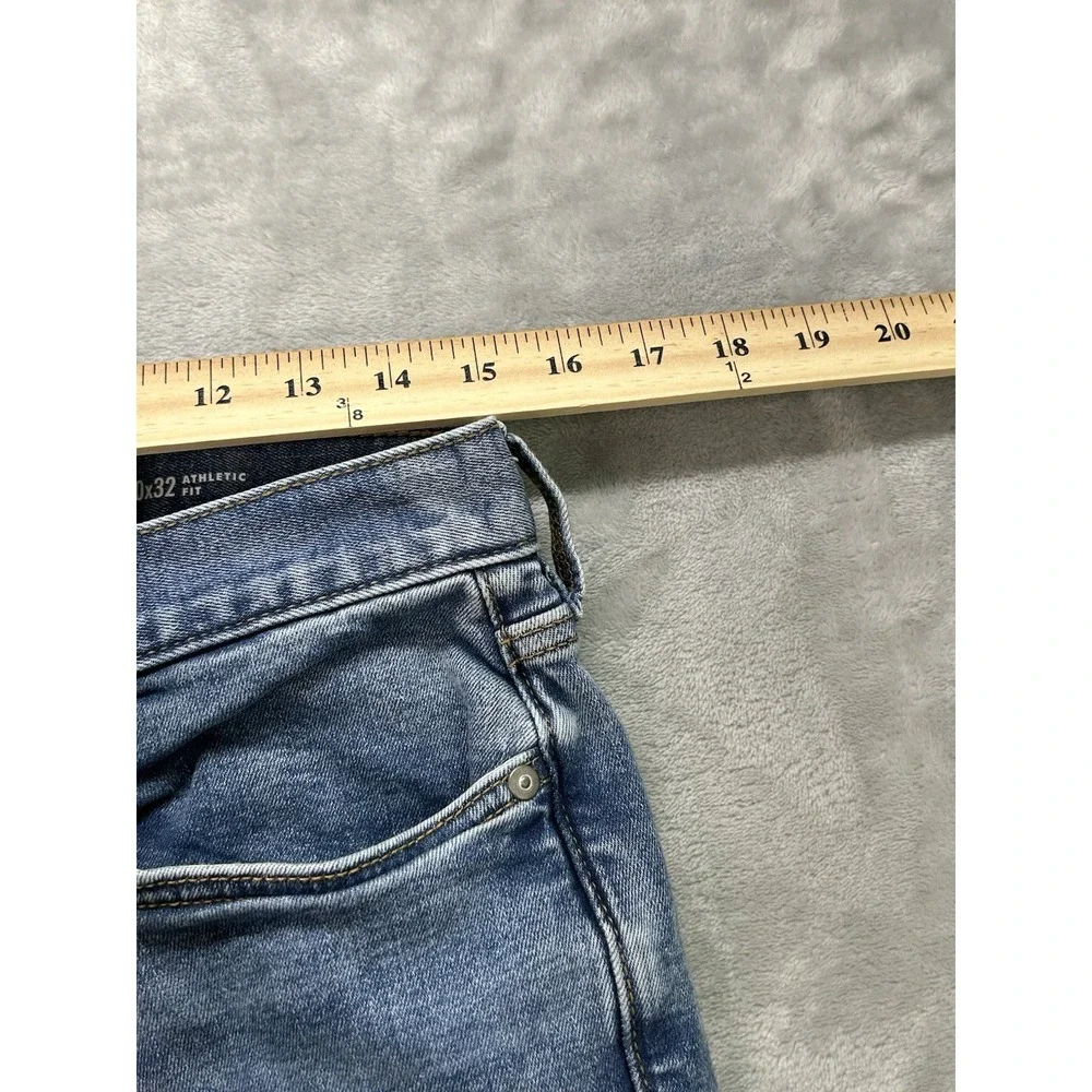 Banana Republic Traveler Athletic Fit Stretch Blue Jeans Mens Size 30x32 Active